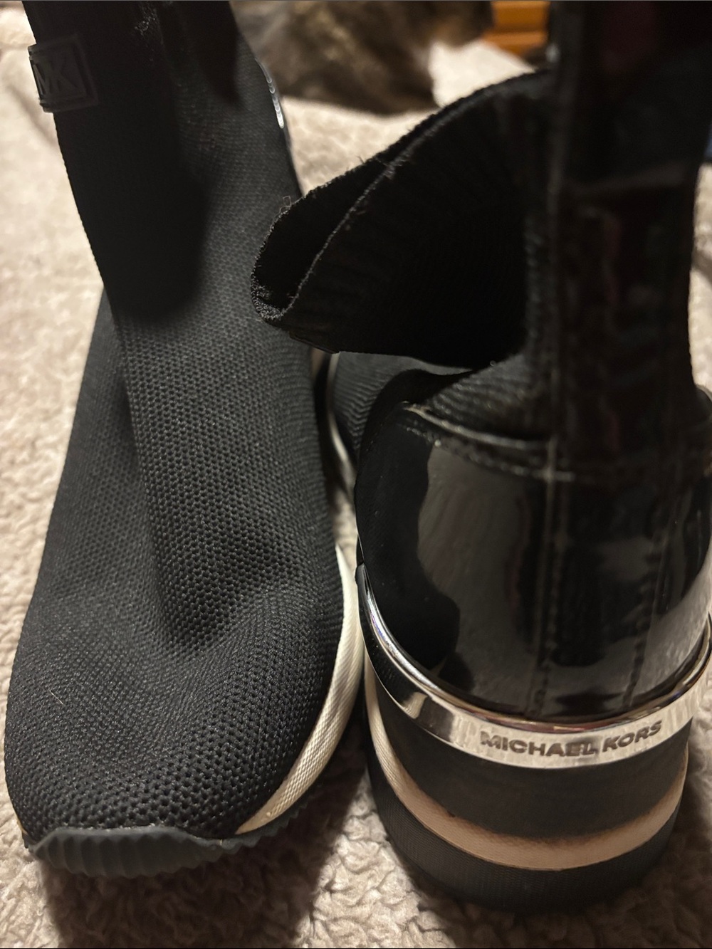 Women’s sz 7 eye catching nylon pull on ankle height sneaker booties CUTE! L@@k